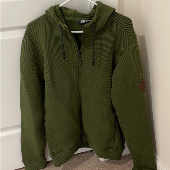 The North Face Other - North face zip up heavy hoodie sweatshirt small